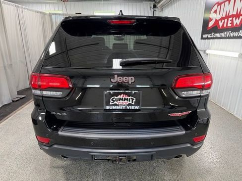 Used 2020 Jeep Grand Cherokee Trailhawk AWD/4WD image 5