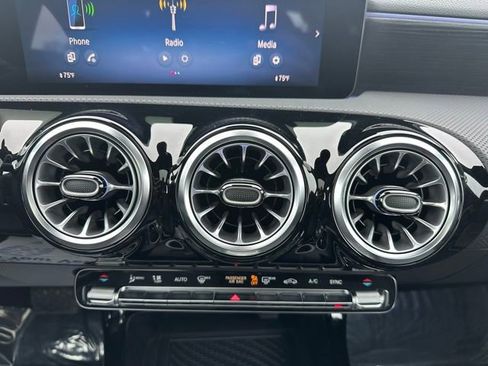 Used 2026 Mercedes-Benz CLA 250 4MATIC image 32