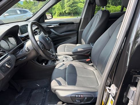 Used 2019 BMW X1 sDrive28i FWD image 9