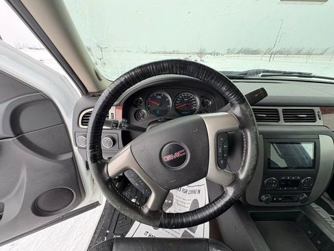 Used 2013 GMC Sierra 2500 SLT w/ Suspension Package, Off-Road image 10