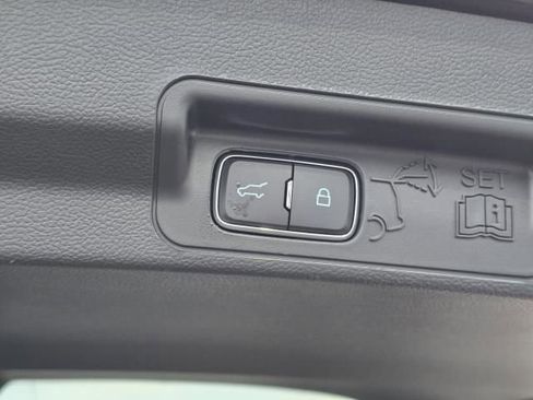 New 2026 Ford Explorer ST-Line w/ ST-Line Street Pack image 13