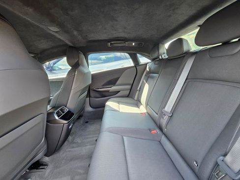 Used 2024 Lucid Air Pure RWD image 70