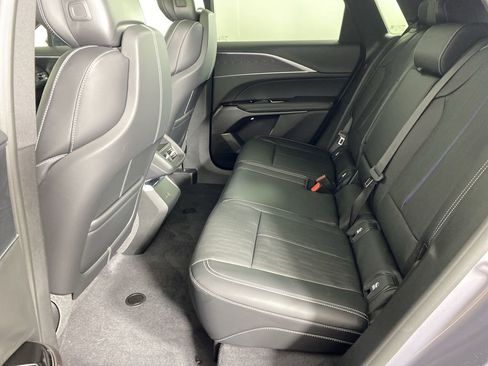 New 2026 Cadillac Lyriq Luxury image 23