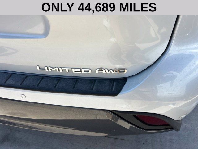Used 2023 Toyota Highlander Limited AWD/4WD image 4