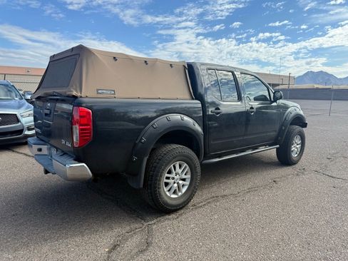 Used 2019 Nissan Frontier SV image 5
