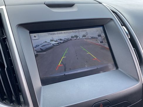 Used 2019 Ford Edge SEL w/ Equipment Group 201A FWD image 23