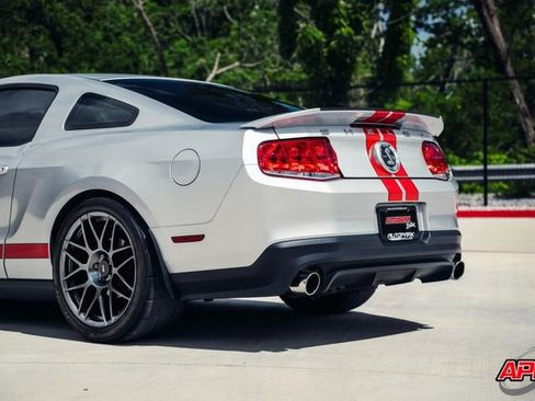 Used 2012 Ford Mustang Shelby GT500 w/ SVT Performance Pkg image 45