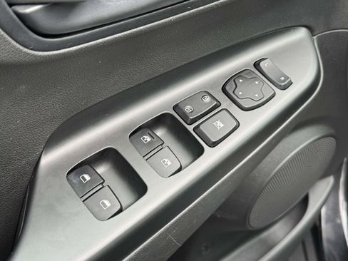 Used 2023 Hyundai Kona SEL image 27