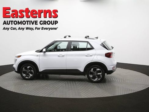Used 2021 Hyundai Venue SEL FWD image 59