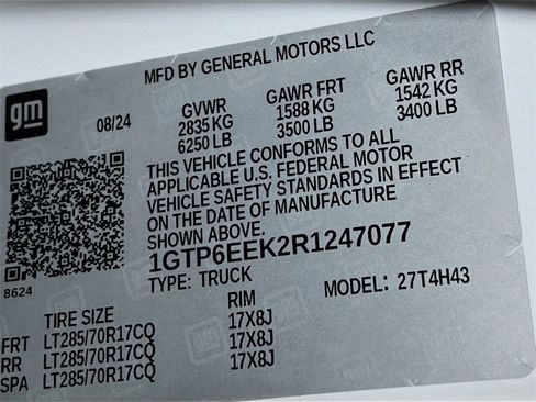 Used 2024 GMC Canyon AT4X image 28