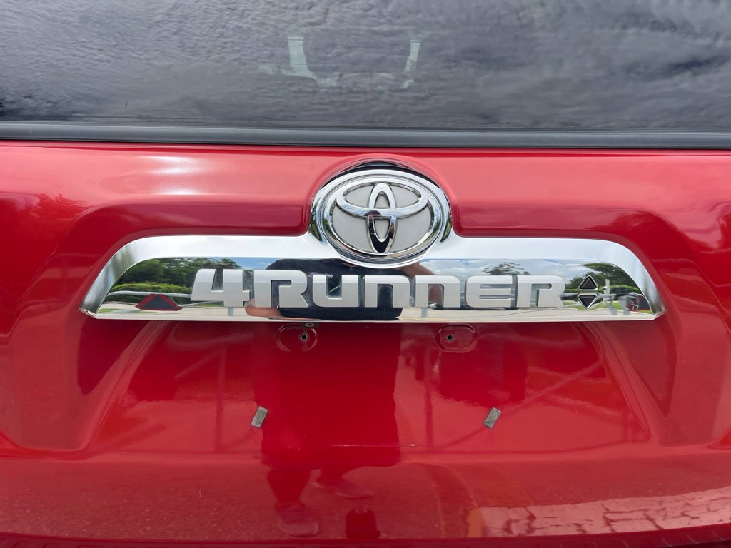 Used 2016 Toyota 4Runner Limited AWD/4WD image 8