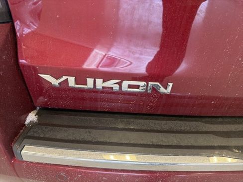 Used 2017 GMC Yukon Denali w/ Open Road Package image 8