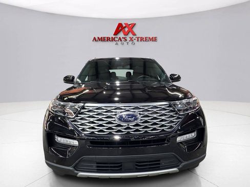 Used 2024 Ford Explorer Platinum w/ Technology Package AWD/4WD image 10