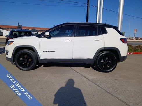 Used 2020 Jeep Compass Latitude image 6
