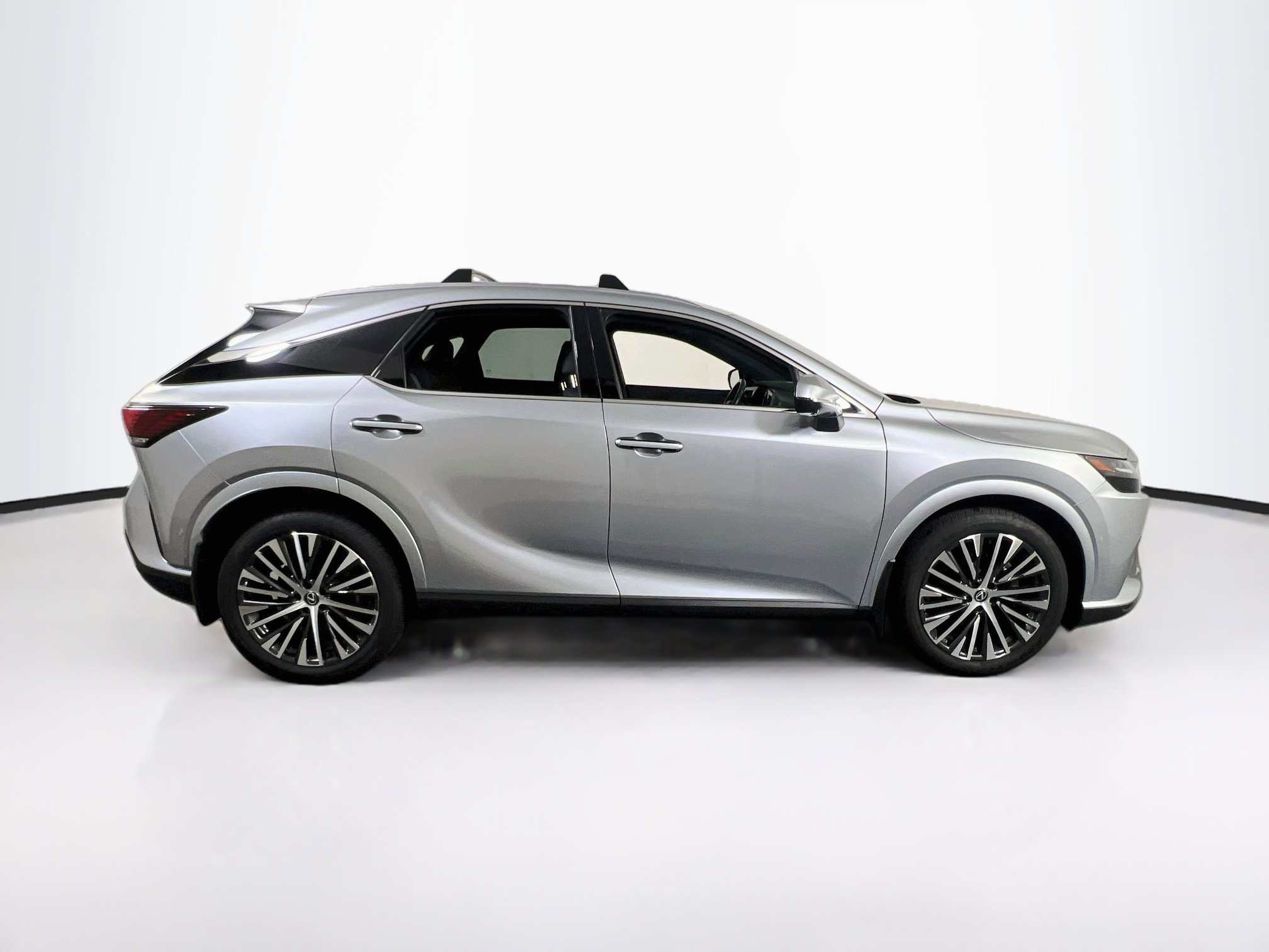 Used 2023 Lexus RX 350 Premium Plus w/ Accessory Package AWD/4WD image 4