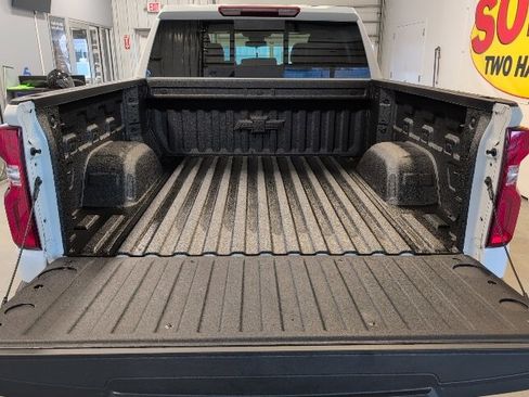 New 2026 Chevrolet Silverado 1500 RST w/ Dark Appearance Package image 36