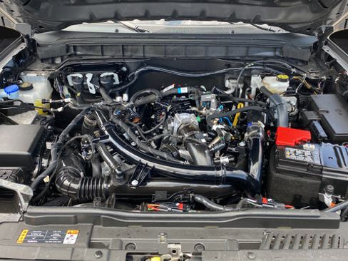 Used 2025 Ford Bronco Badlands AWD/4WD image 29