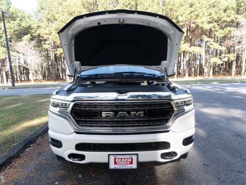 Used 2024 RAM 1500 Limited image 10