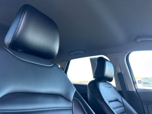 Used 2024 Ford Edge SEL image 17