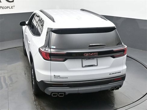 Used 2025 GMC Acadia Elevation image 58