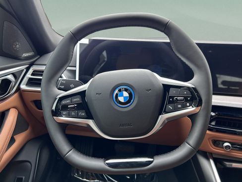 Used 2026 BMW i4 eDrive40 w/ Premium Package image 7