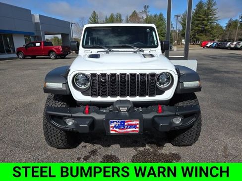 Used 2024 Jeep Wrangler Unlimited Rubicon w/ XTREMEE 35" Tire Package image 3