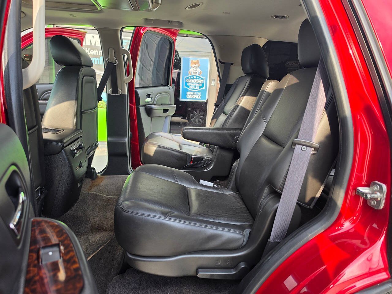 Used 2014 GMC Yukon Denali RWD image 17