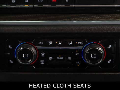 Used 2024 Chevrolet Silverado 3500 LT w/ Convenience Package image 21