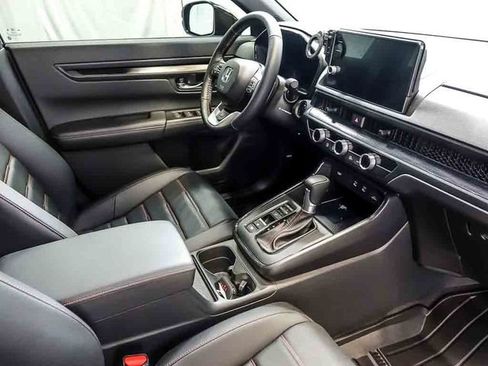 Used 2026 Honda CR-V Sport-L image 32