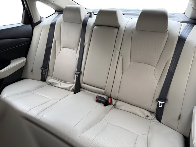 Used 2024 Honda Accord Touring image 11