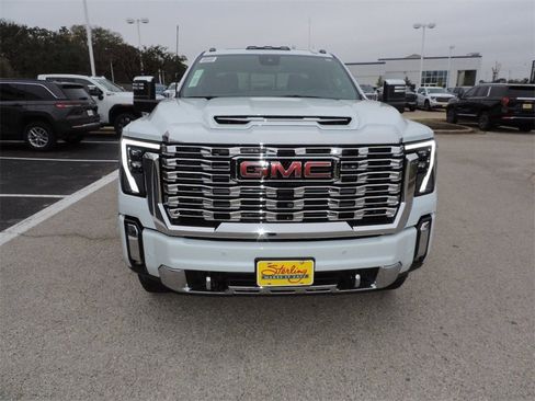 New 2026 GMC Sierra 2500 Denali w/ Denali Reserve Package image 2