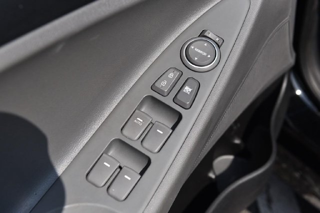 Used 2011 Hyundai Sonata GLS FWD image 8