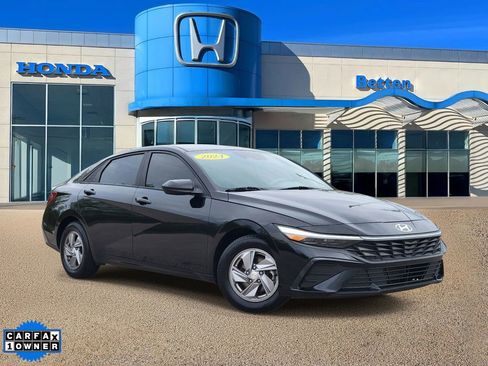 Used 2024 Hyundai Elantra SE FWD image 1