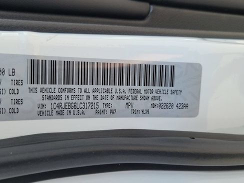 Used 2020 Jeep Grand Cherokee Limited X RWD image 28