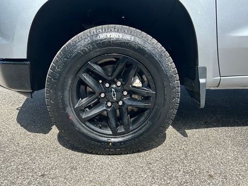 Used 2023 Chevrolet Silverado 1500 LT Trail Boss w/ Protection Package AWD/4WD image 10
