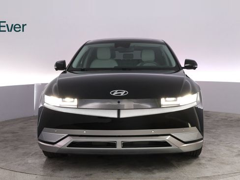 Used 2024 Hyundai Ioniq 5 Limited RWD image 12