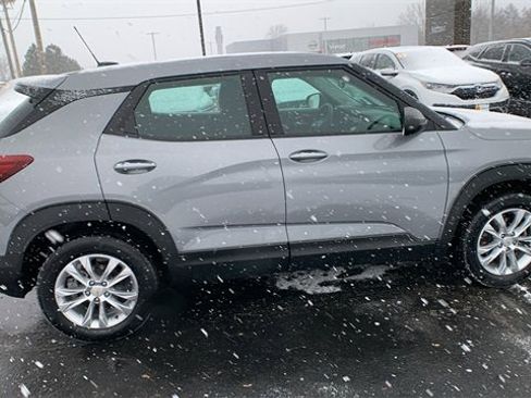 Used 2023 Chevrolet TrailBlazer LS image 6