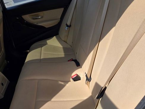 Used 2018 BMW 320i Sedan w/ Convenience Package image 36