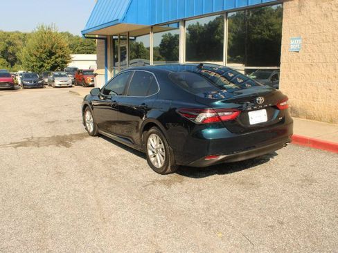 Used 2021 Toyota Camry LE FWD image 4