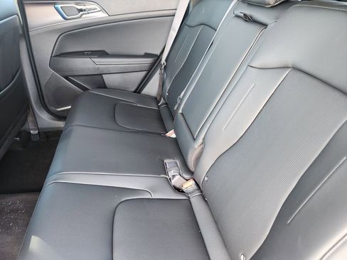 New 2026 Kia Sportage EX image 10