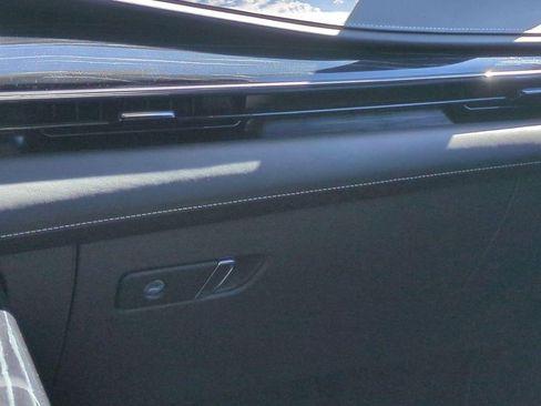 Certified 2024 Cadillac Escalade V w/ Heavy-Duty Trailer Package image 29