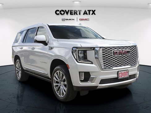 Used 2024 GMC Yukon Denali w/ Denali Reserve Package AWD/4WD image 9