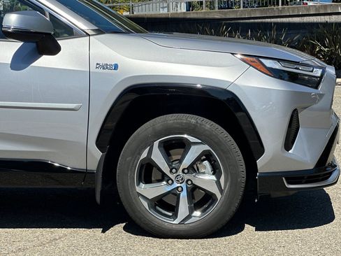 Used 2024 Toyota RAV4 SE w/ Weather & Moonroof Package AWD/4WD image 34