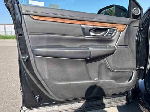 Used 2022 Honda CR-V Touring image 18