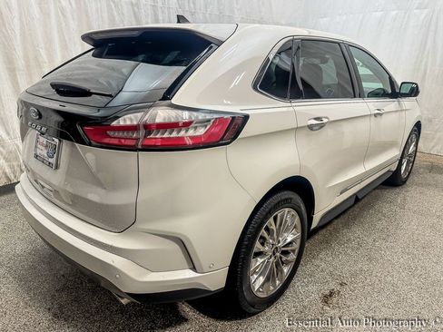 Used 2021 Ford Edge Titanium w/ Equipment Group 301A image 9