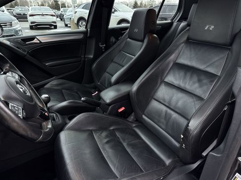 Used 2013 Volkswagen Golf R 4-Door image 17