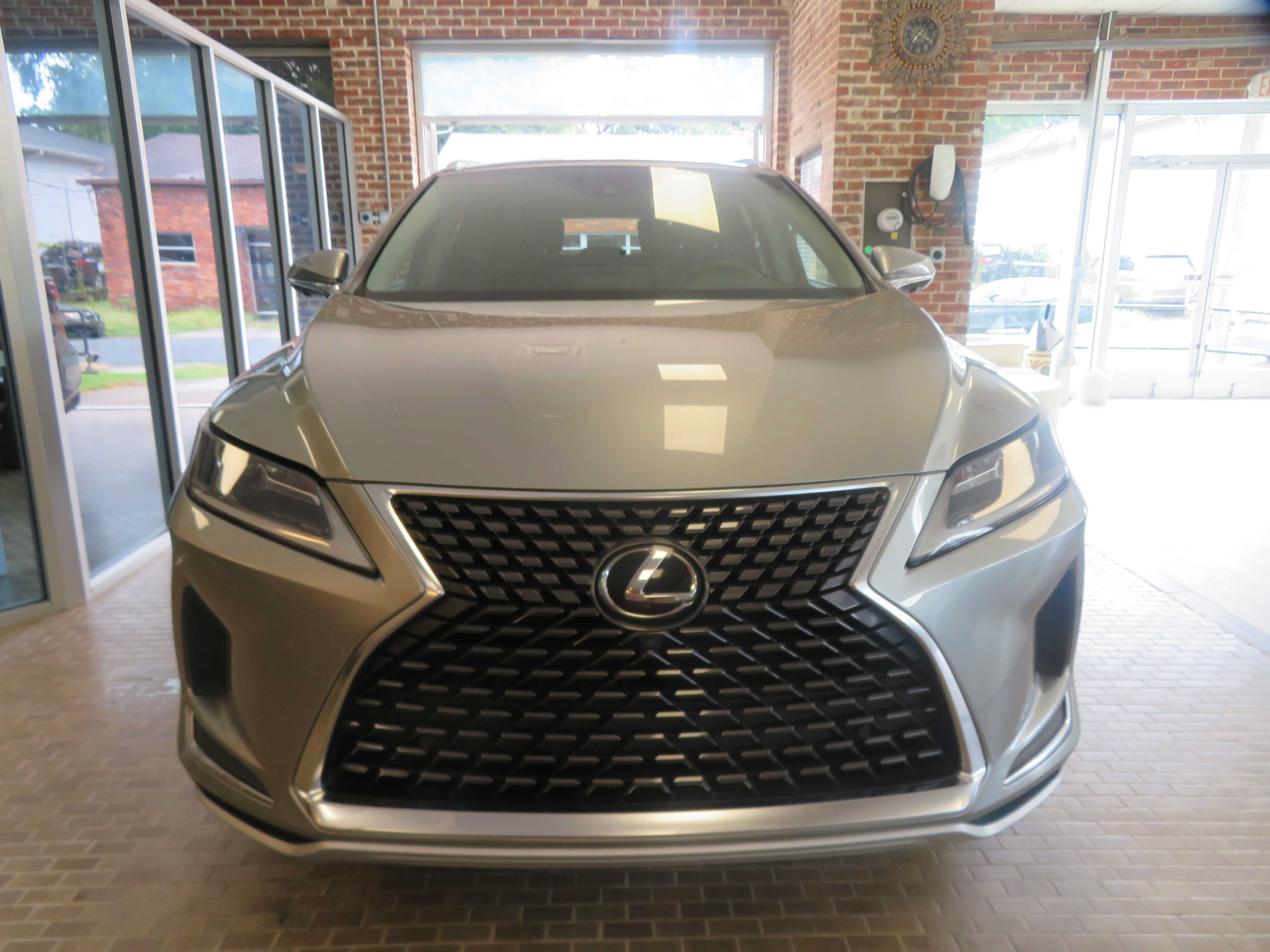 Used 2021 Lexus RX 350L FWD w/ Premium Package image 2