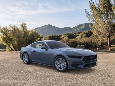 Used 2026 Ford Mustang Coupe image 7