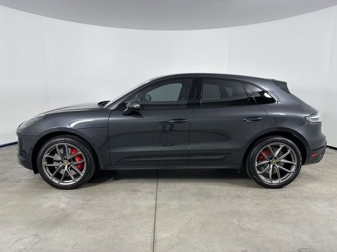 Certified 2025 Porsche Macan GTS AWD/4WD image 2