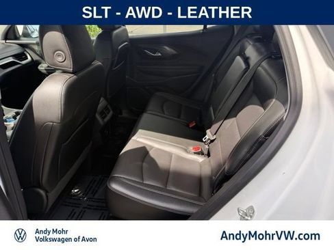 Used 2024 GMC Terrain SLT AWD/4WD image 20